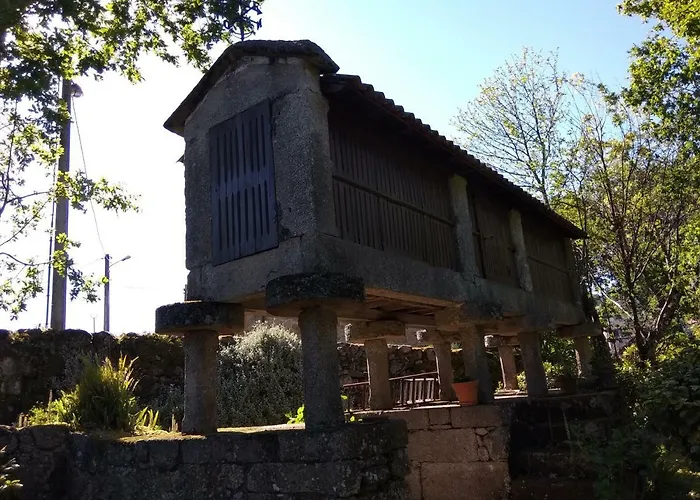 Pazo Da Fraga בית הארחה Albeos